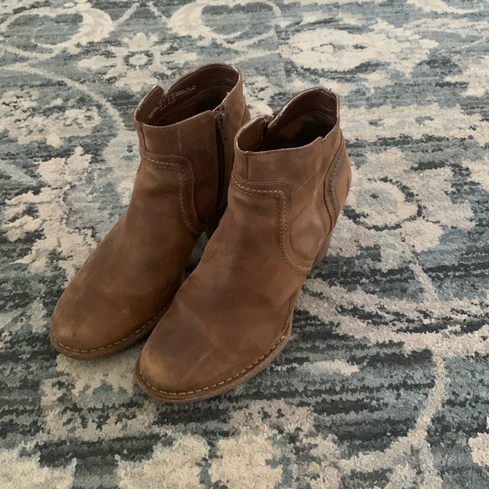 Clarks boots-brown leather: EXCLUSIVE QUALITY